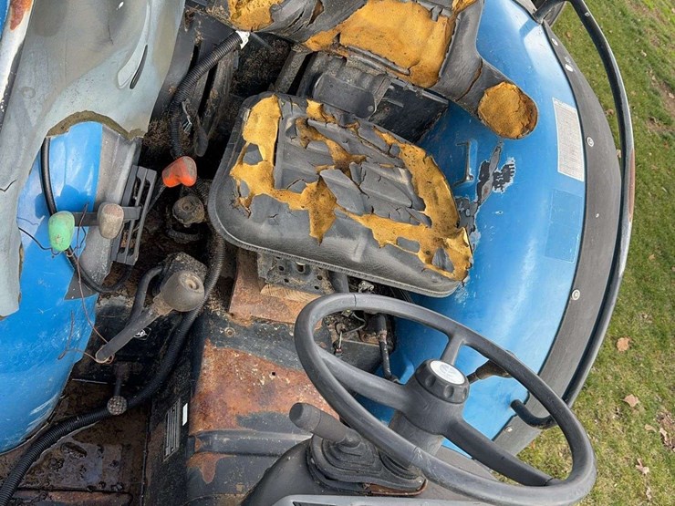 new-holland-tn75f-image-5