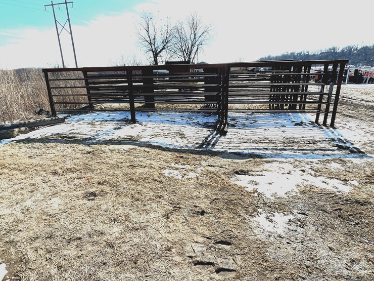 #2499-•-(3)-heavy-duty-steel-panels-image-4