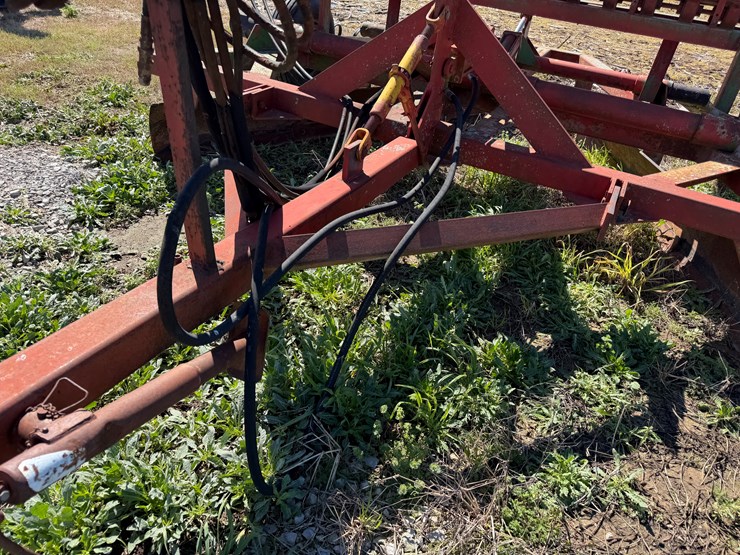 #42473-•-levee-squeeze-w/seeder-109-image-30