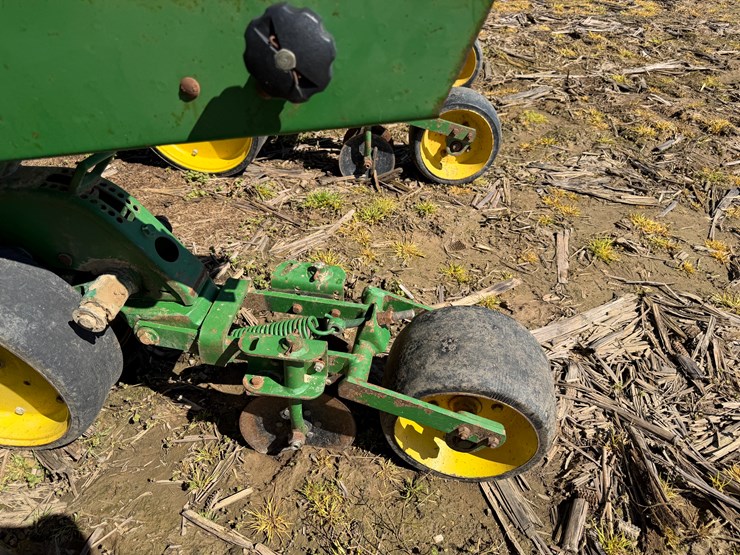 john-deere-1720-image-48