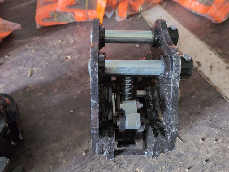 sdlaunch-quick-attachment-for-mini-excavator-image-3