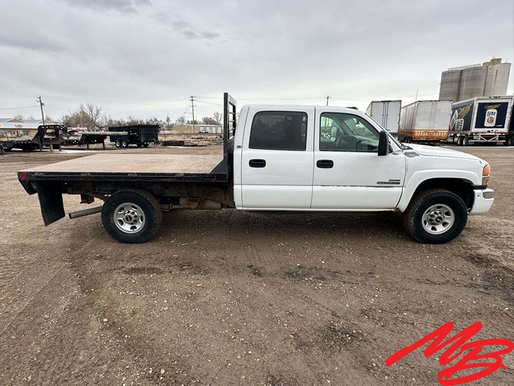 2007-gmc-3500-image-4