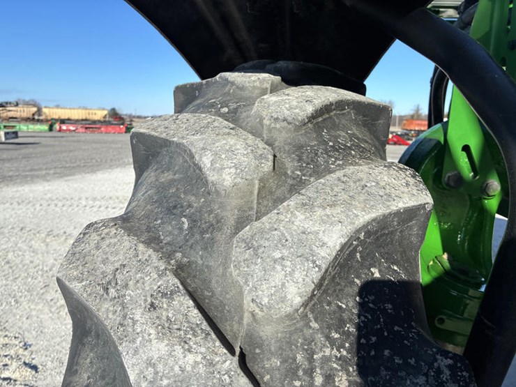 2022-john-deere-410r-image-61