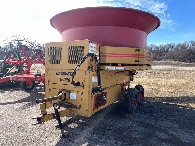 haybuster-h1100-image-1