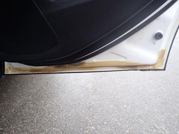 2016-jeep-cherokee-image-56