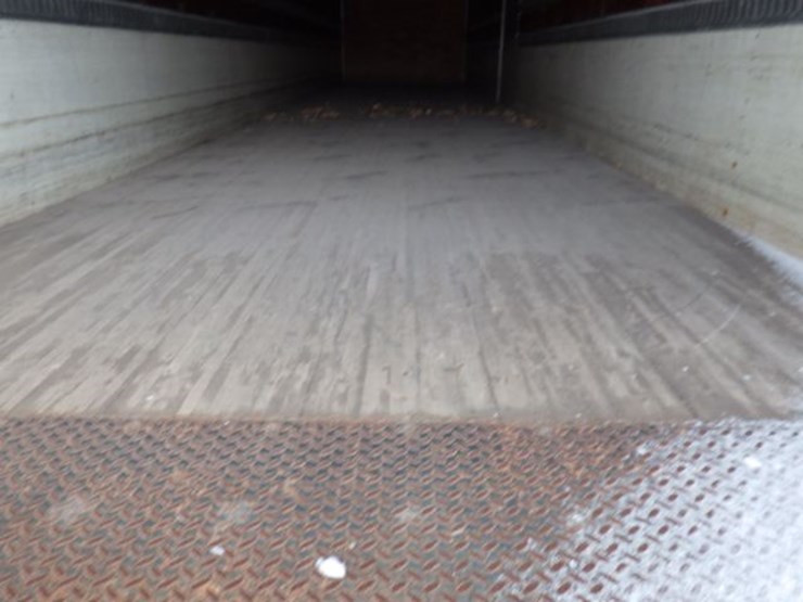 2011-great-dane-van-image-15