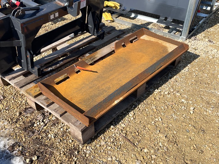 #2483-•-wolverine-skid-steer-mount-plate-image-2