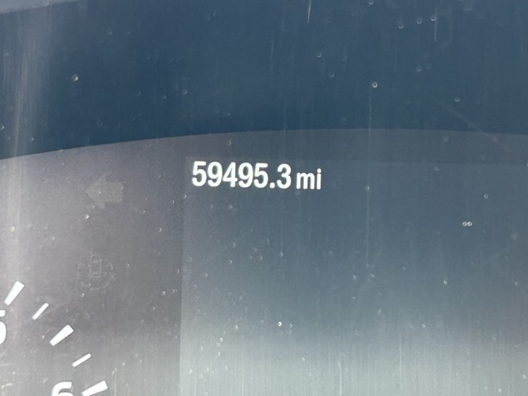 2020-ford-explorer-image-17