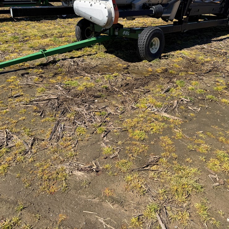 #42459 • EZ Trailer 680 30' Header Trailer