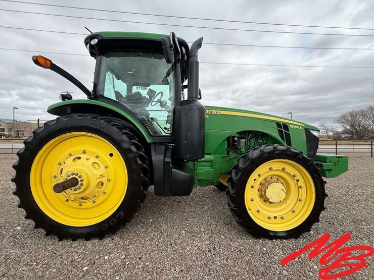 2013-john-deere-8285r-image-4