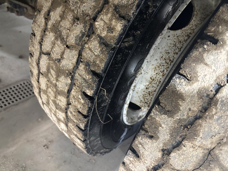 #2331-•-2022-chevrolet-5500-hd-flatbed-truck-image-85