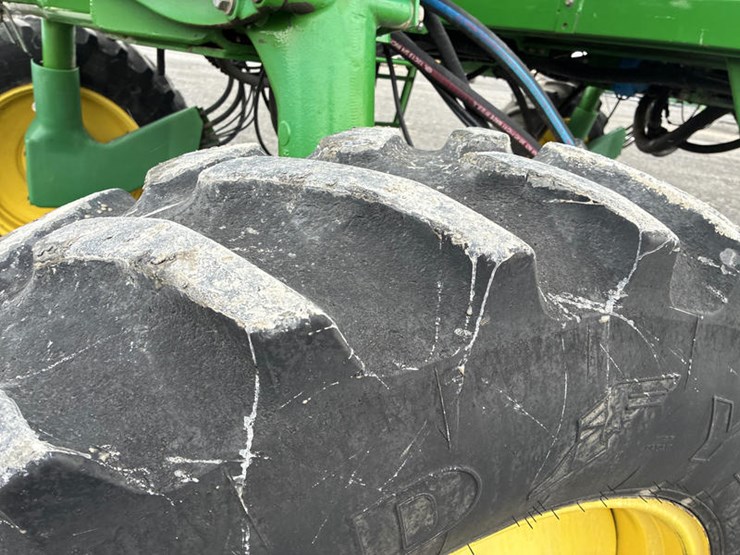 1998-john-deere-4700-image-37