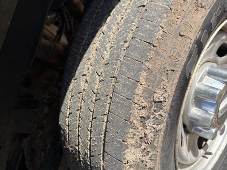 2017-ford-f250-xl-image-4