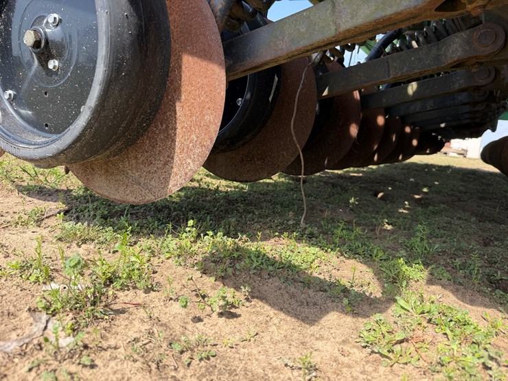 john-deere-1560-image-35