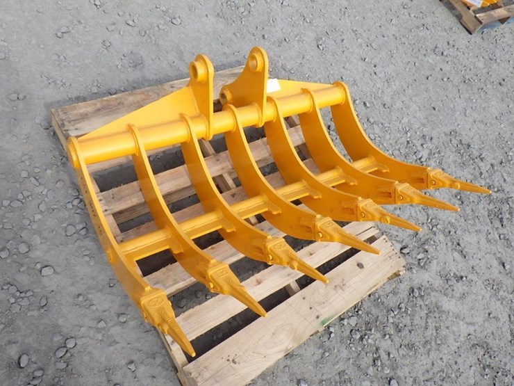 caterpillar-307-image-4