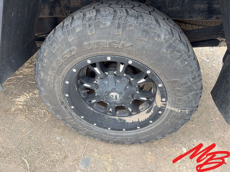 2009-gmc-sierra-2500-image-9