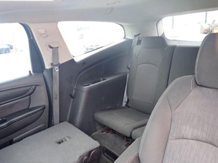 2015-chevrolet-traverse-image-59