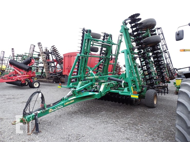 2015-great-plains-3000tm-image-2