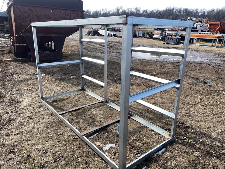 #2496-•-metal-crate-image-5