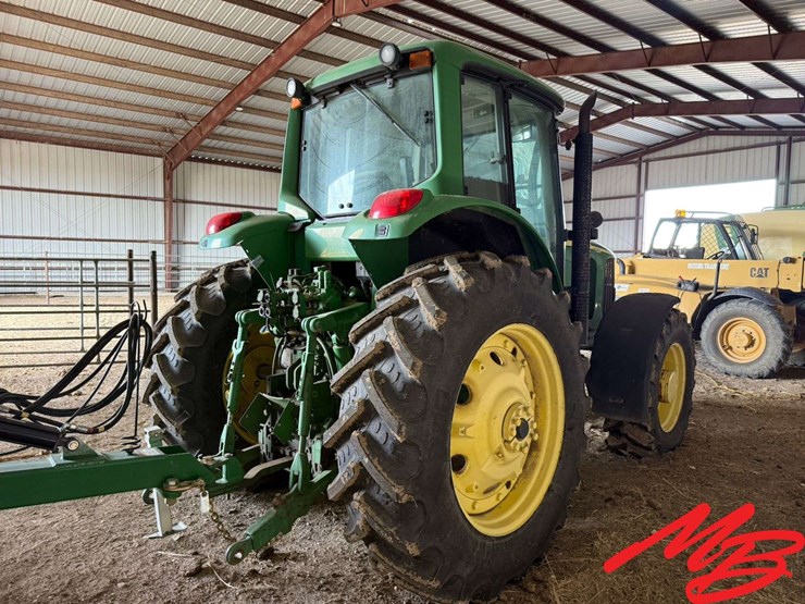 john-deere-7520-image-4