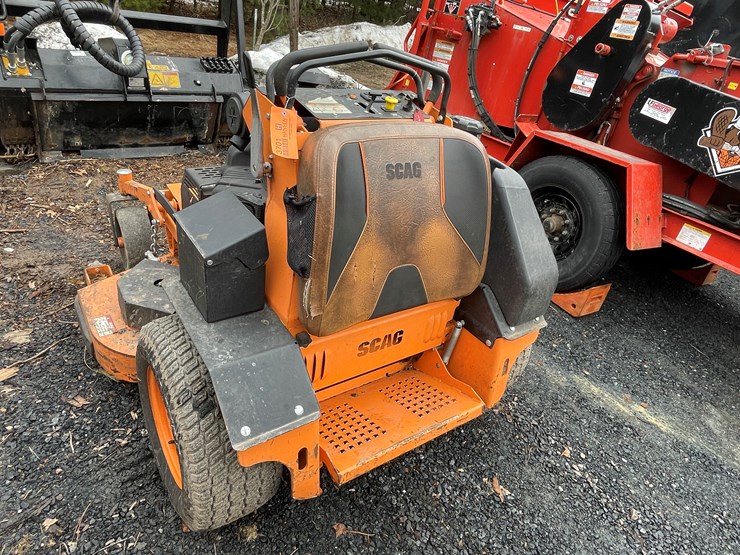 #1015-•-scag-v-ride-lawn-mower-(fall-creek,-wi)-image-23