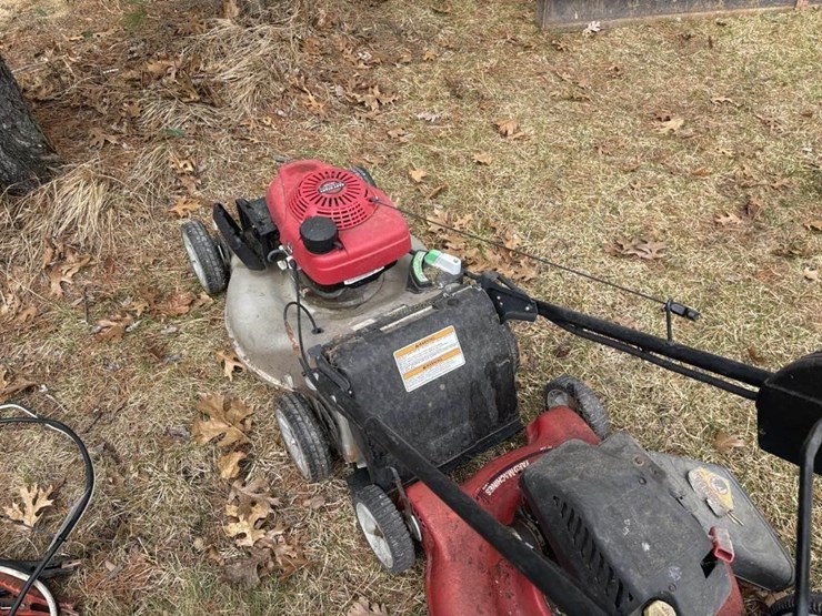 (2)-push-mowers-image-4