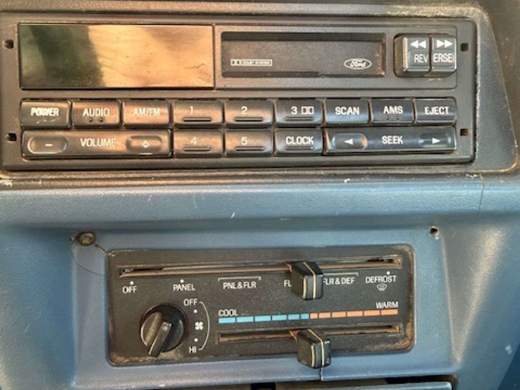 1993-ford-ranger-xl-image-13