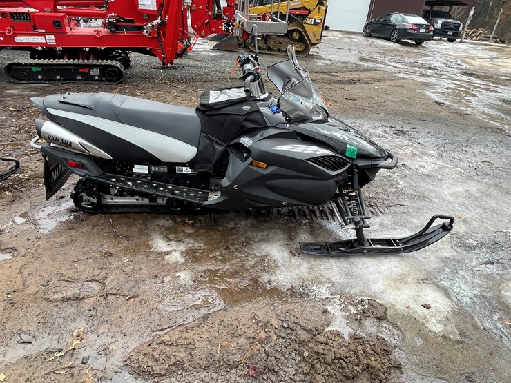 #1006-•-2006-yamaha-apex-gt-snowmobile-(fall-creek,-wi)-(no-registration-card)-image-4