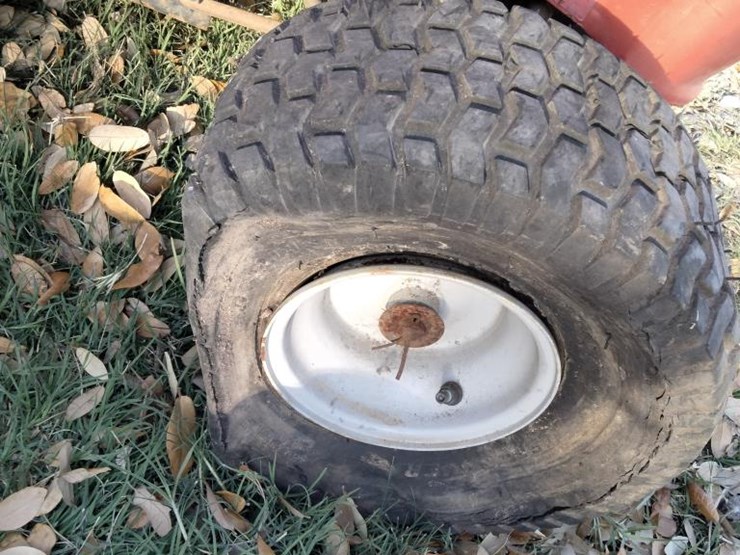 troy-bilt-super-bronco-image-3