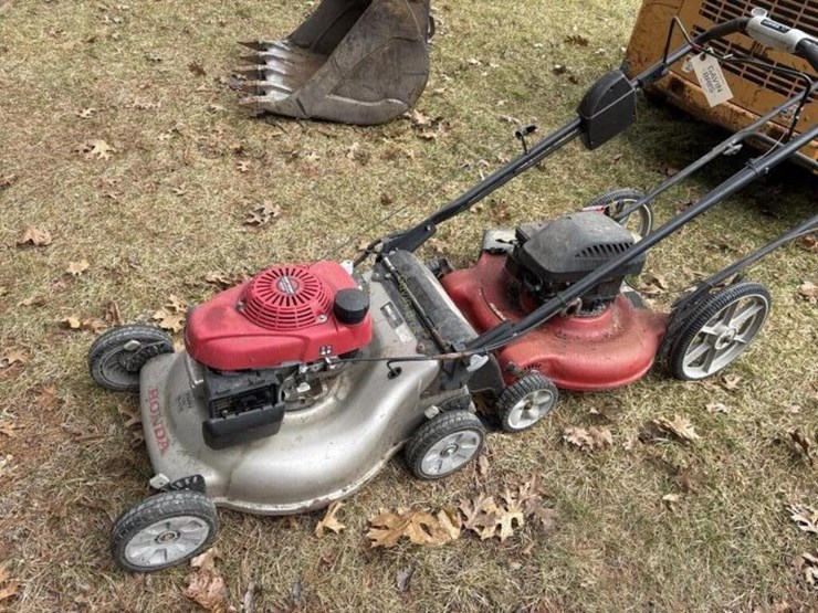 (2)-push-mowers-image-5