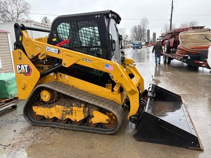 2021-caterpillar-259d3-image-7