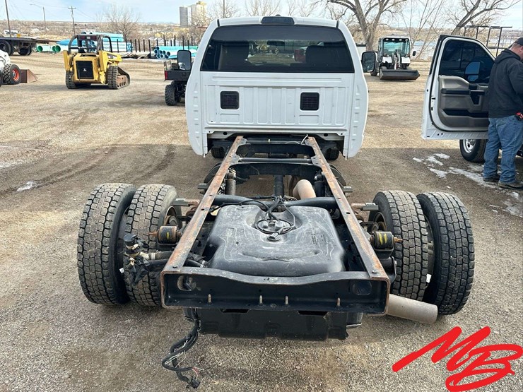 2010-dodge-ram-4500-image-5