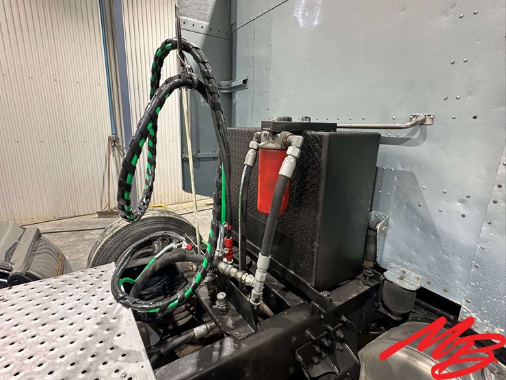 2007-peterbilt-379-image-54