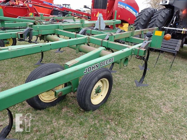 john-deere-726-image-6