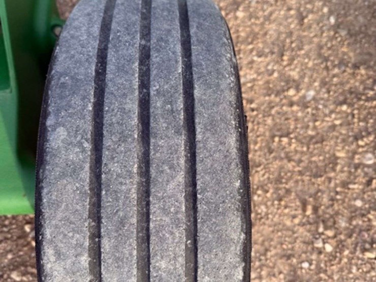 2010-john-deere-hx15-image-29