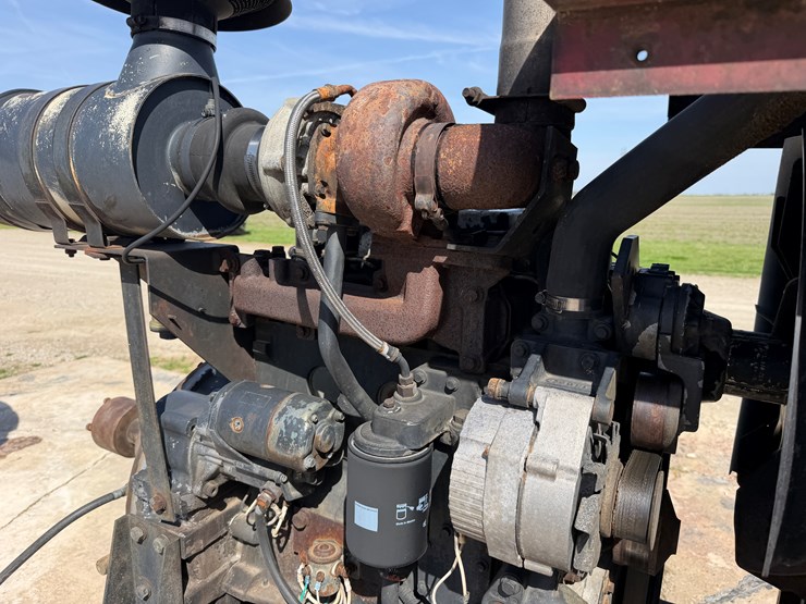 case-ih-4390t-image-16