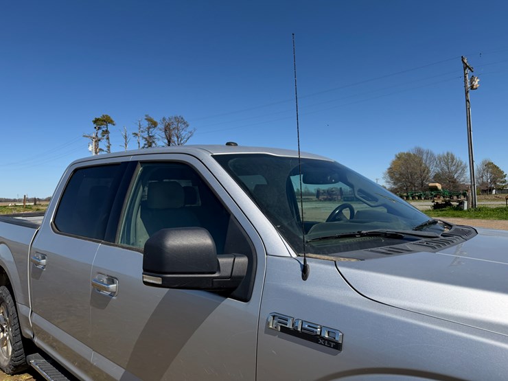 2017-ford-f150-image-29