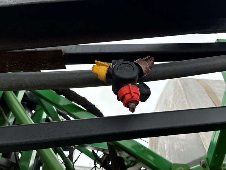 1998-john-deere-4700-image-21