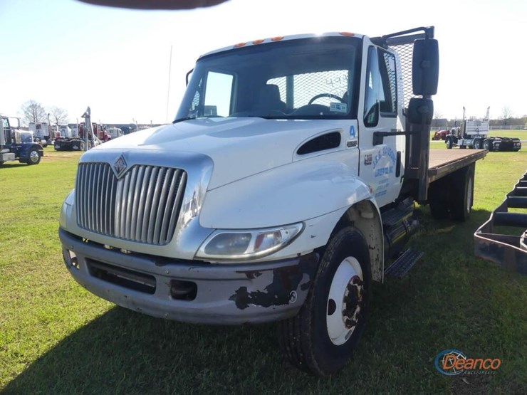 2007-international-durastar-4300-image-17