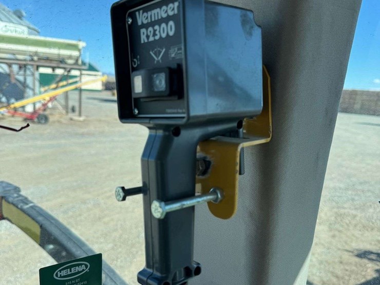 2024-vermeer-r2300-image-11