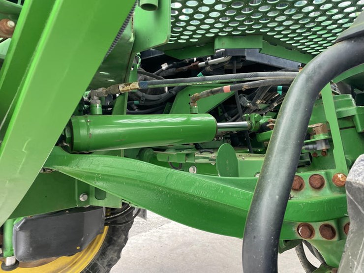 2018-john-deere-r4045-image-45