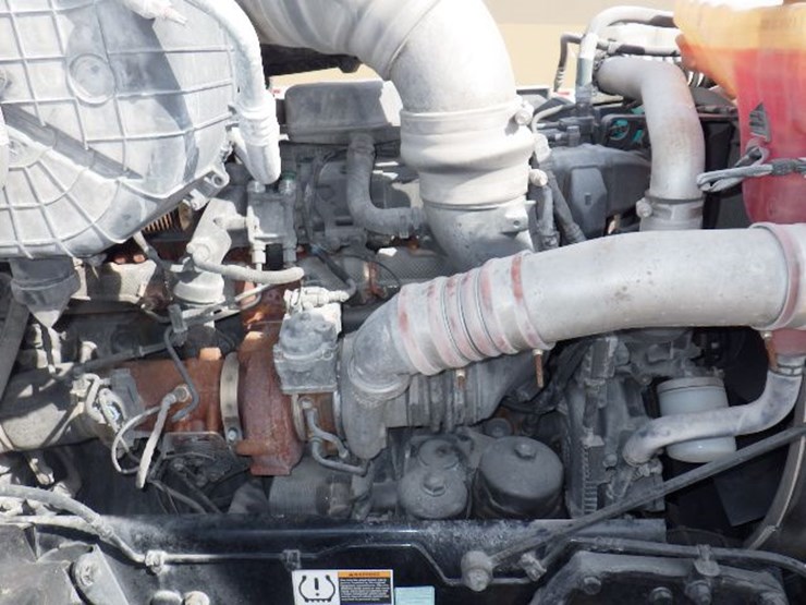 2022-kenworth-t680-image-22