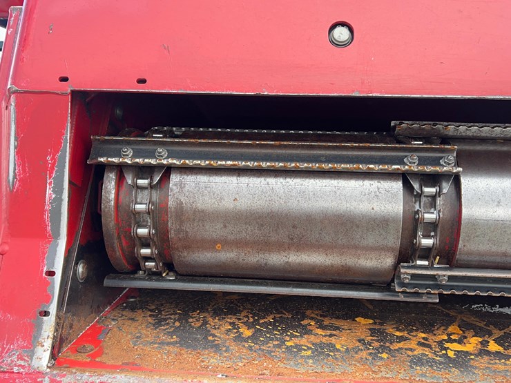 2008-case-ih-2577-image-11