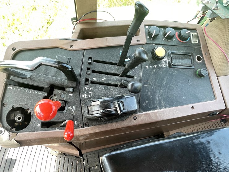 john-deere-7600-image-13