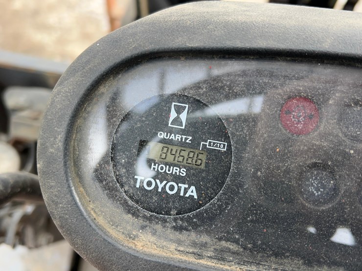 toyota-6000lb-forklift-image-15