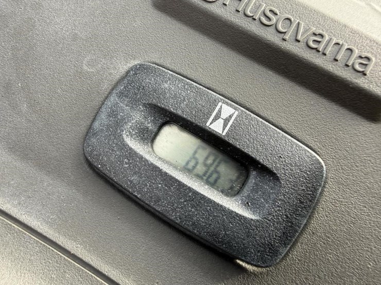 husqvarna-yth26v54-image-4