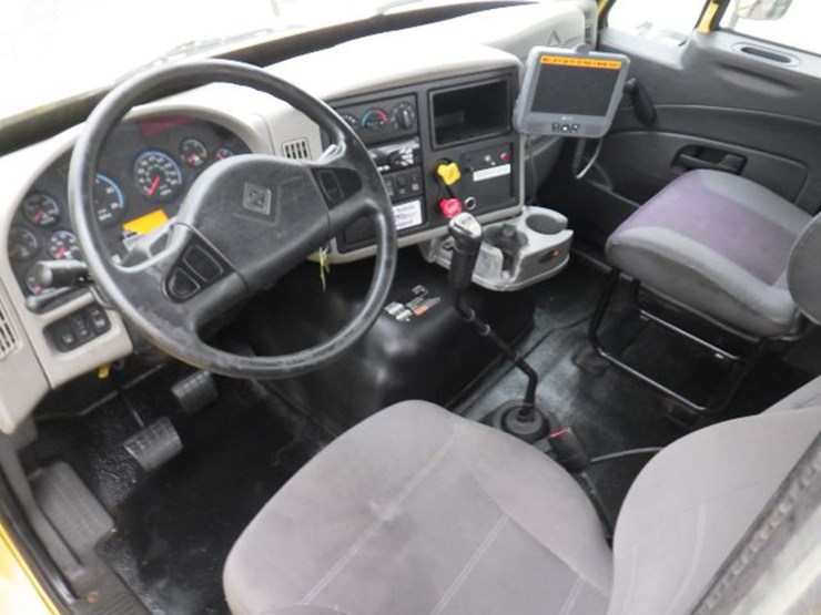 2016-international-8600-image-14