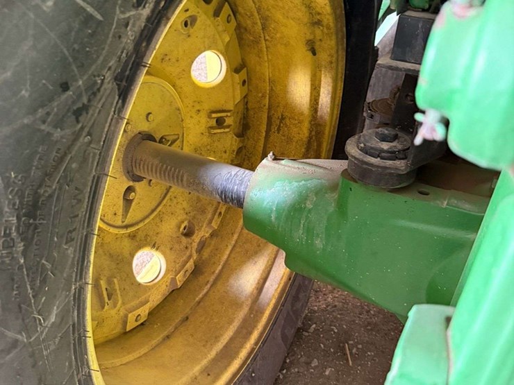 john-deere-7520-image-15