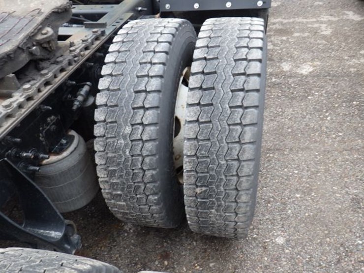 2016-international-8600-image-5