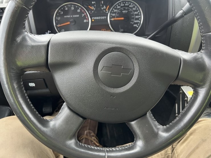 2012-chevrolet-colorado-image-31